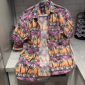 Sunset Hawaiian Short Sleeve Button Down Size S